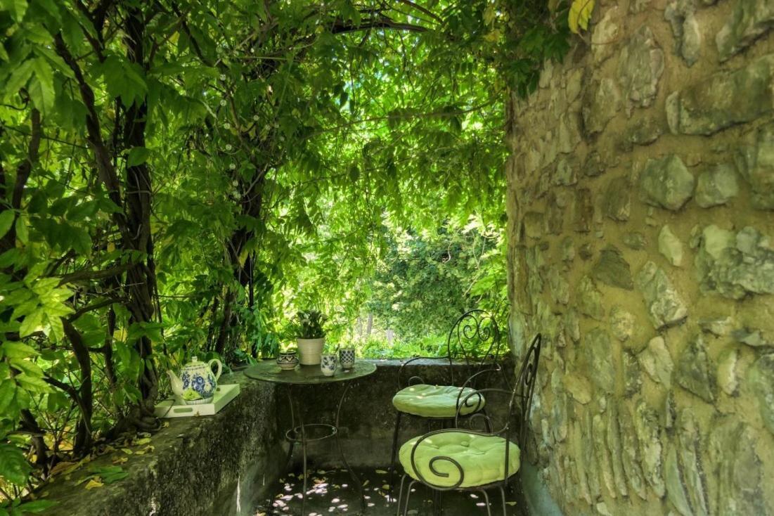 Mas En Baronnies Provencales Hotel Eygaliers  Room photo